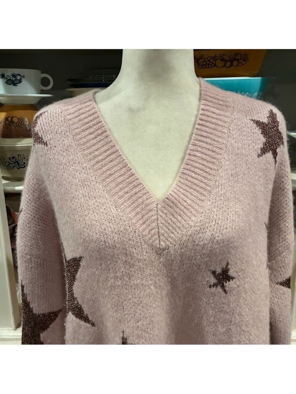All Saints Star V-Neck Oversized Sweater in Pashmina Pink - Size Medium - Picture 6 of 16